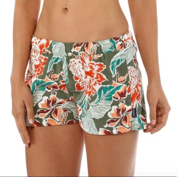 Patagonia Pants - NWOT Women’s Patagonia Barely Baggies Shorts